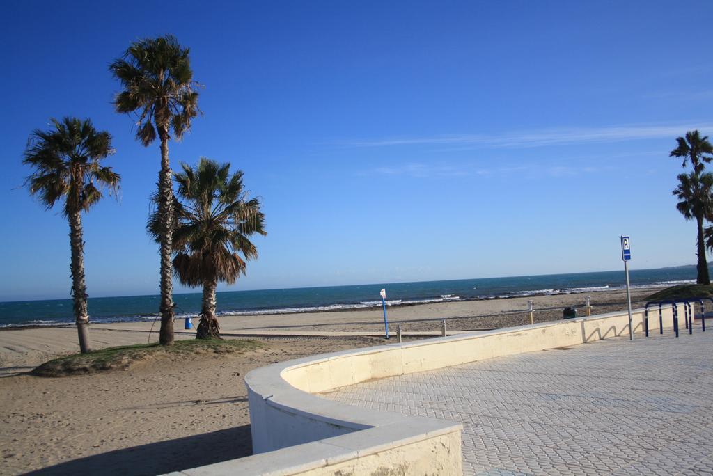 Apartamento Berry Playa Naufragos Torrevieja Buitenkant foto