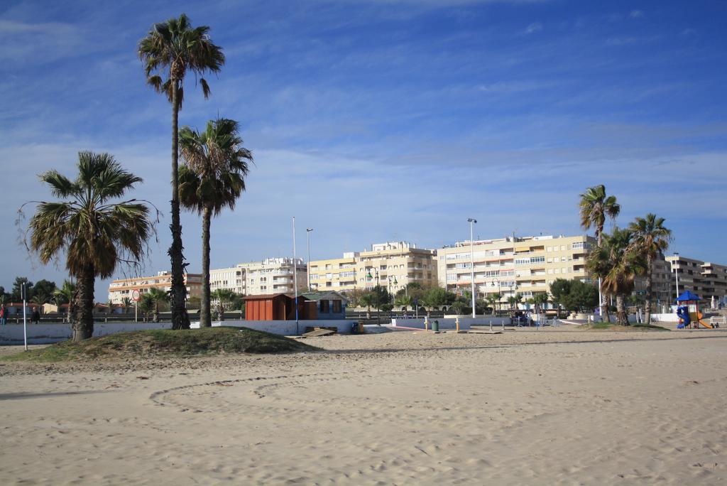 Apartamento Berry Playa Naufragos Torrevieja Buitenkant foto