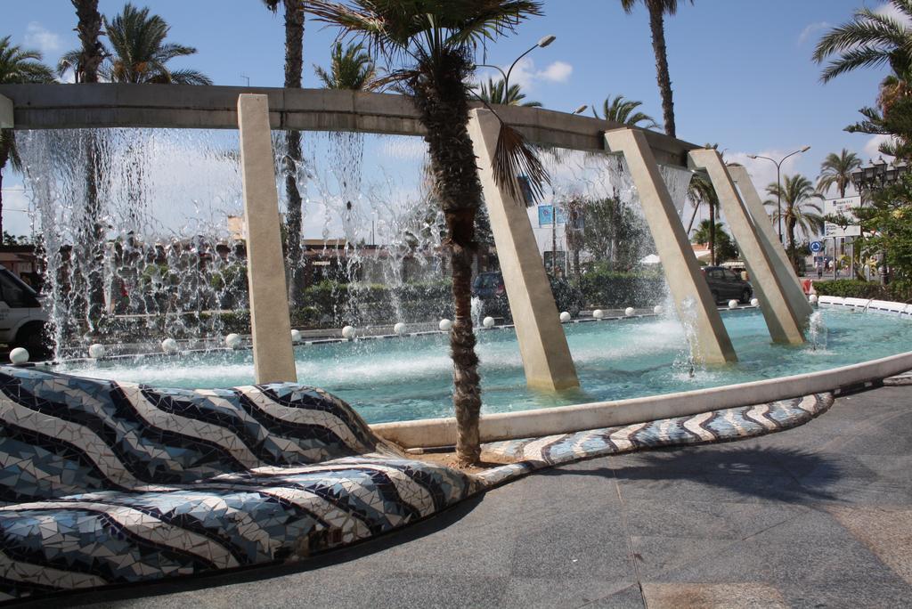 Apartamento Berry Playa Naufragos Torrevieja Buitenkant foto