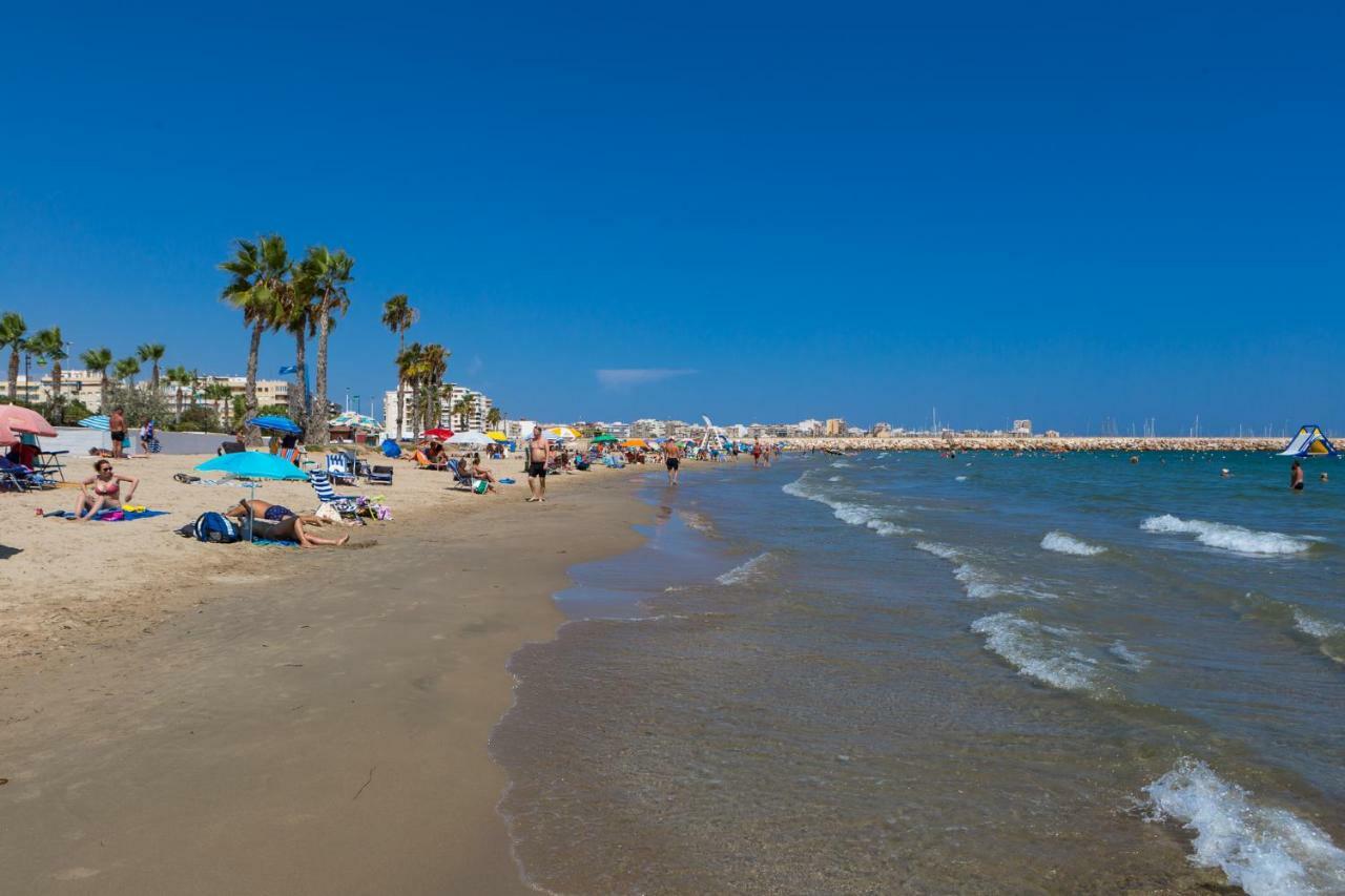 Apartamento Berry Playa Naufragos Torrevieja Buitenkant foto